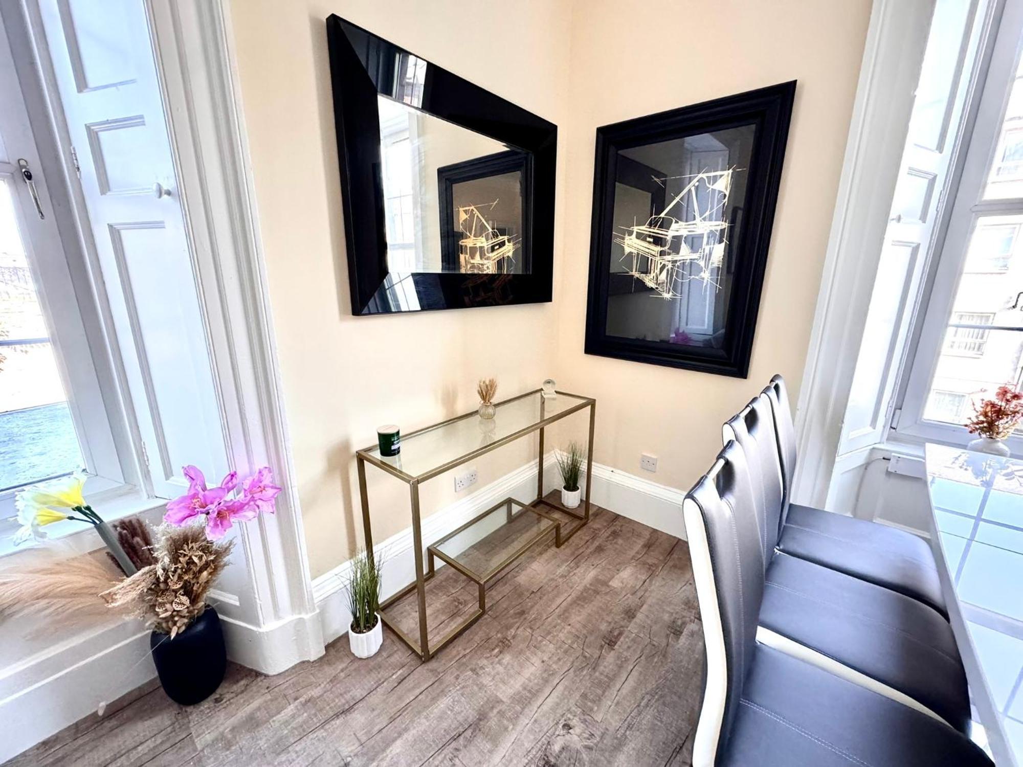 Georgian Luxury Apartment - Superfast Wifi - Parking Available Edinburgh Exterior foto